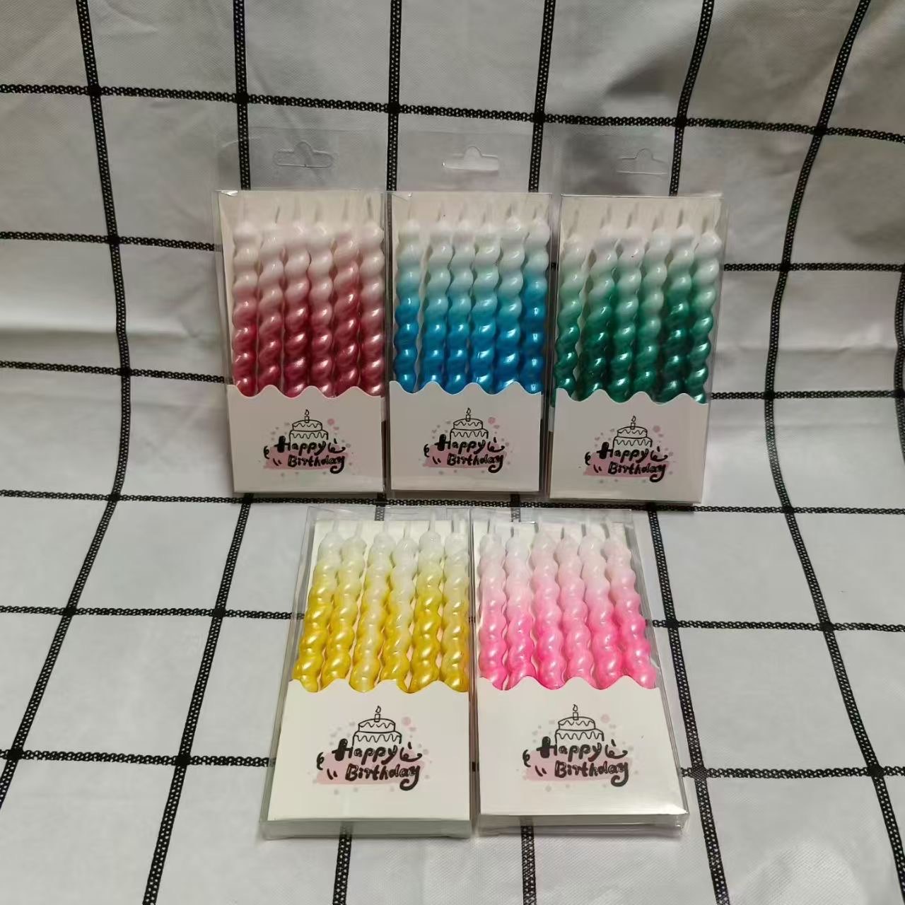 Pearlescent gradient bubble spiral birthday candles